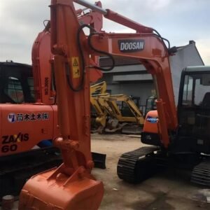 Used Excavator DOOSAN DH551